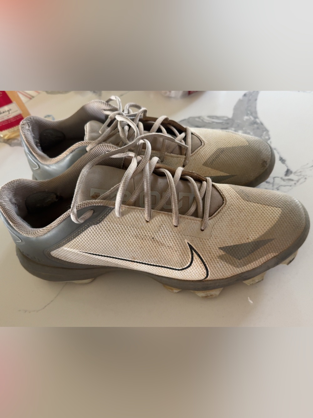 Nike Men's Gray Baseball Cleats Size 12